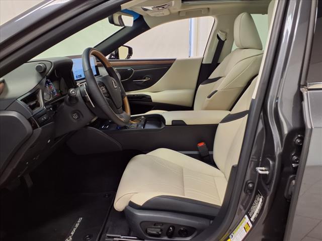 used 2025 Lexus ES 350 car, priced at $54,849