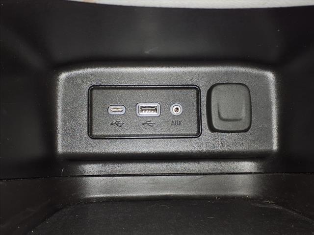 used 2023 Chevrolet Equinox car, priced at $21,943