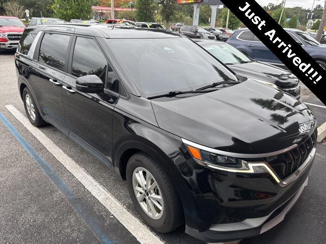 used 2023 Kia Carnival car, priced at $28,950