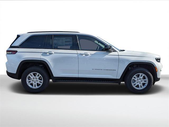 new 2024 Jeep Grand Cherokee car, priced at $35,792