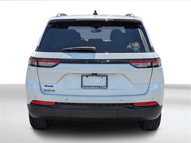used 2022 Jeep Grand Cherokee car, priced at $29,113