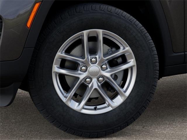 new 2025 Jeep Grand Cherokee car, priced at $29,936