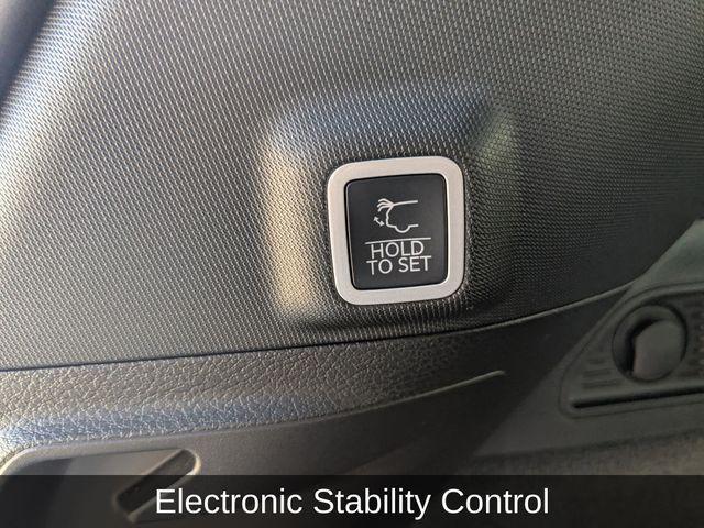 used 2024 Jeep Grand Cherokee car, priced at $50,849