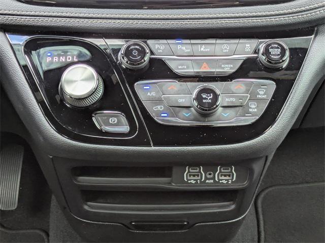used 2021 Chrysler Pacifica car, priced at $21,000