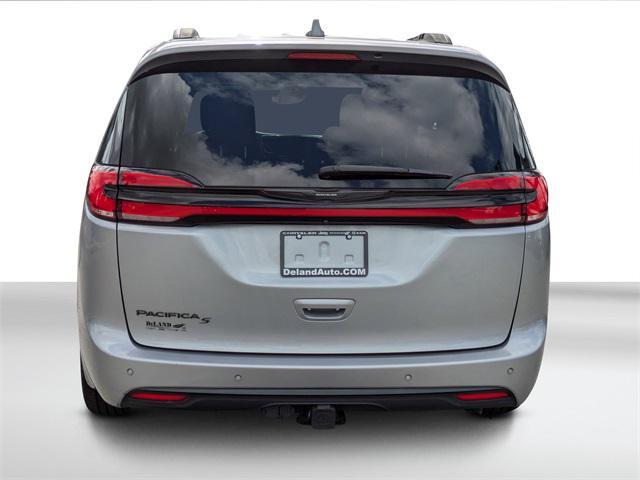 used 2021 Chrysler Pacifica car, priced at $21,000