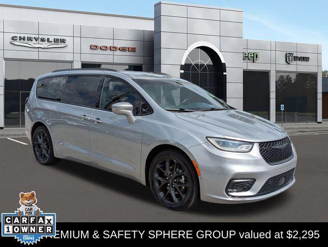 used 2021 Chrysler Pacifica car, priced at $17,490