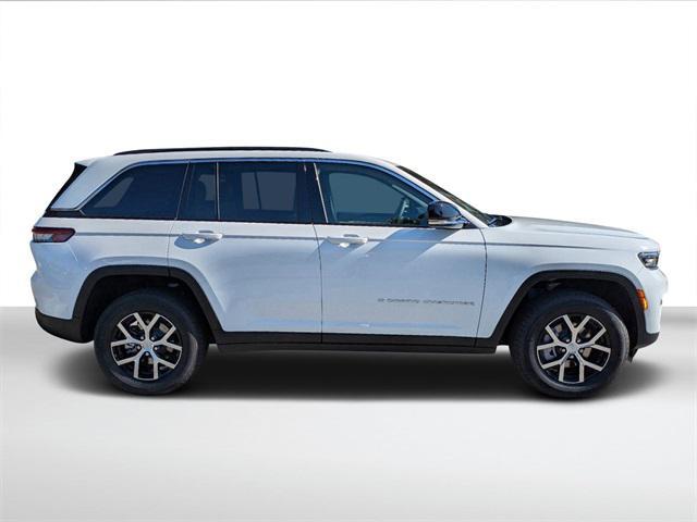 new 2025 Jeep Grand Cherokee car, priced at $38,903