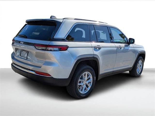 new 2025 Jeep Grand Cherokee car, priced at $33,122