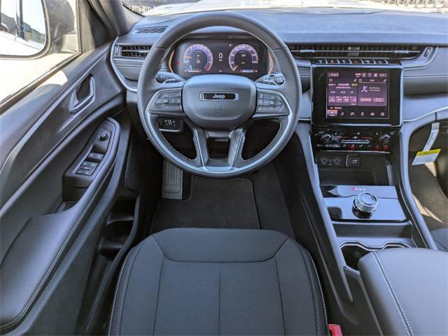 new 2025 Jeep Grand Cherokee car, priced at $33,122