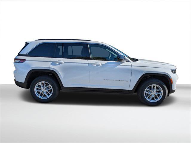 new 2025 Jeep Grand Cherokee car, priced at $32,970