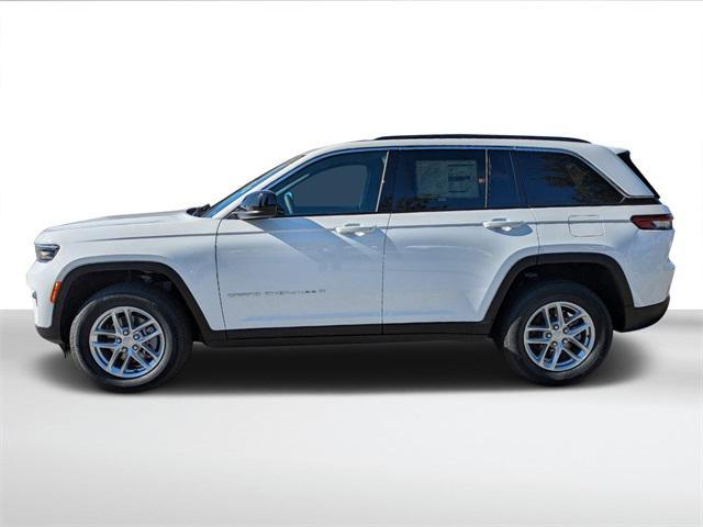 new 2025 Jeep Grand Cherokee car, priced at $32,970