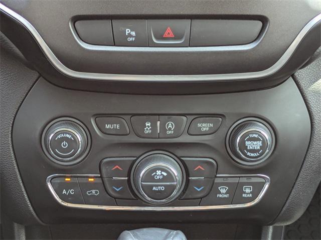 used 2019 Jeep Cherokee car, priced at $21,182