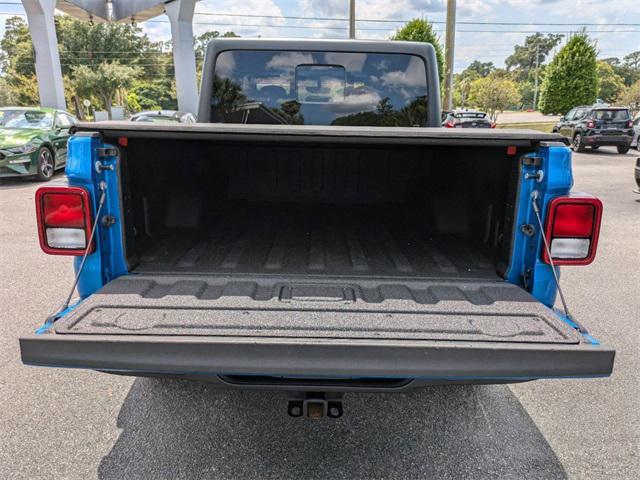 used 2022 Jeep Gladiator car, priced at $40,834