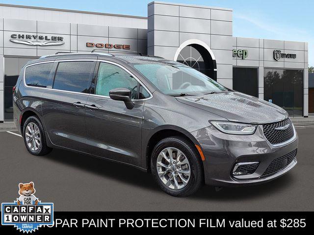 used 2021 Chrysler Pacifica car, priced at $19,995