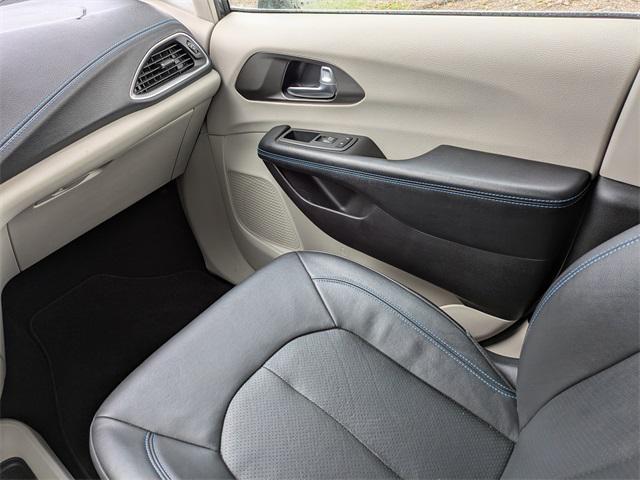 used 2021 Chrysler Pacifica car, priced at $24,995