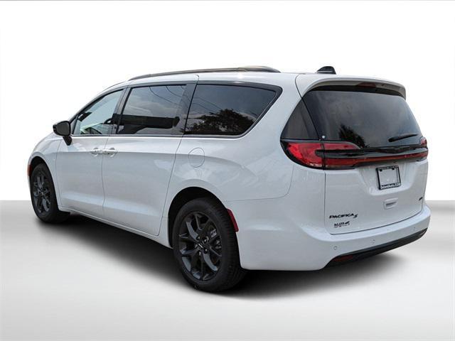 new 2024 Chrysler Pacifica car, priced at $40,292