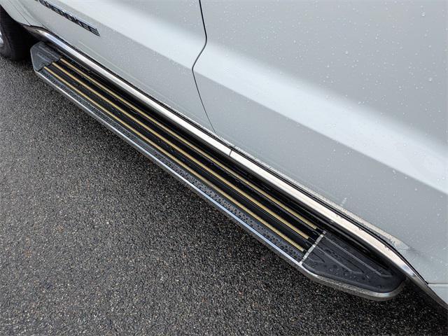 used 2019 Jeep Grand Cherokee car, priced at $24,999