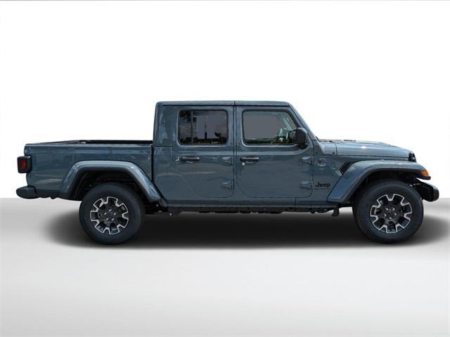 new 2024 Jeep Gladiator car, priced at $45,222