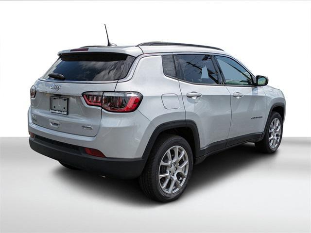 new 2024 Jeep Compass car, priced at $22,851