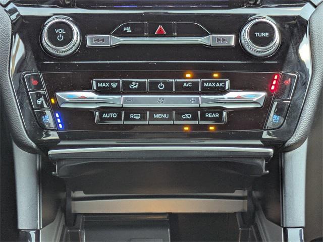 used 2024 Ford Explorer car, priced at $43,500