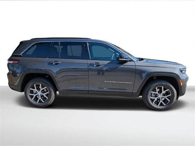 new 2025 Jeep Grand Cherokee car, priced at $39,439