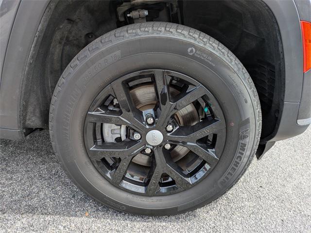 used 2022 Jeep Grand Cherokee L car, priced at $29,376