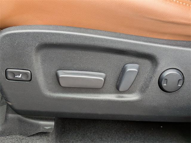 used 2019 Toyota Highlander car, priced at $32,251