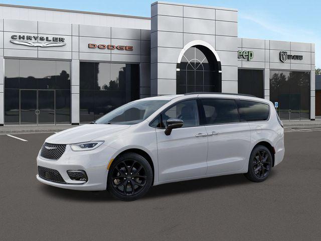 new 2026 Chrysler Pacifica car, priced at $46,585