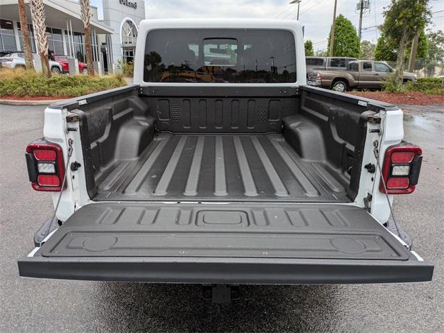 used 2021 Jeep Gladiator car, priced at $33,790