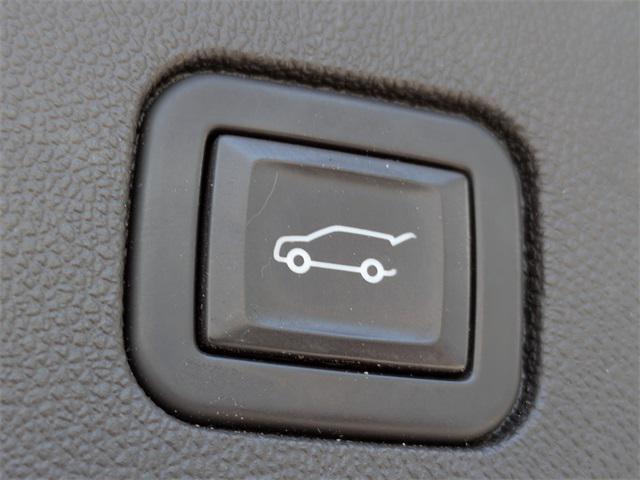 used 2022 Chevrolet Equinox car, priced at $19,994