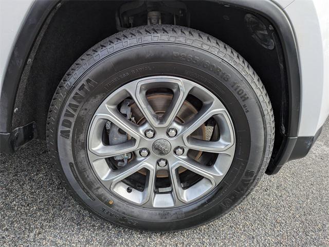 used 2016 Jeep Grand Cherokee car, priced at $12,762