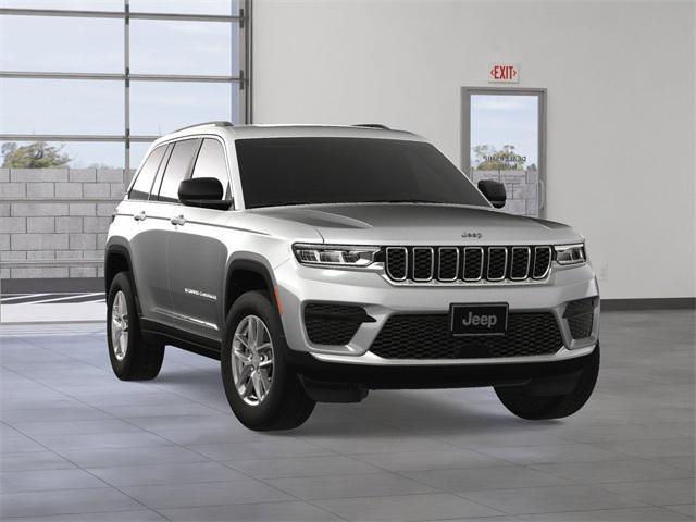 new 2025 Jeep Grand Cherokee car, priced at $29,936