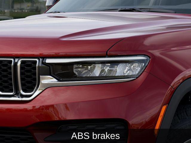 new 2025 Jeep Grand Cherokee car, priced at $31,052