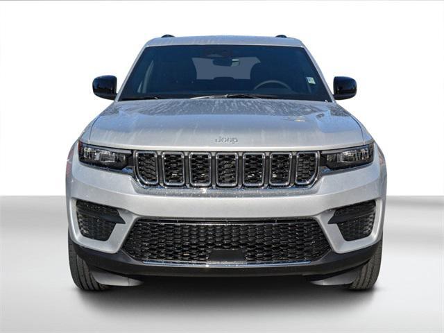 new 2025 Jeep Grand Cherokee car, priced at $35,552