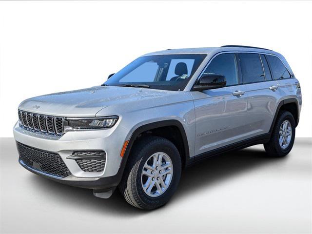 new 2025 Jeep Grand Cherokee car, priced at $35,552