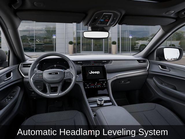 new 2025 Jeep Grand Cherokee L car, priced at $32,076