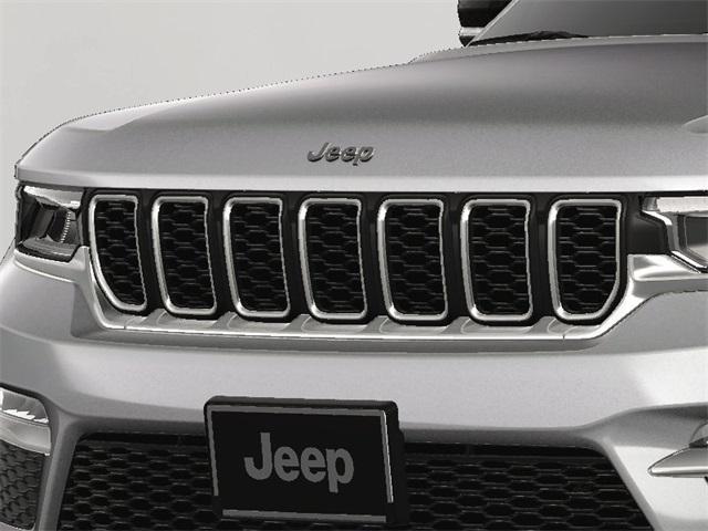 new 2025 Jeep Grand Cherokee car, priced at $37,756
