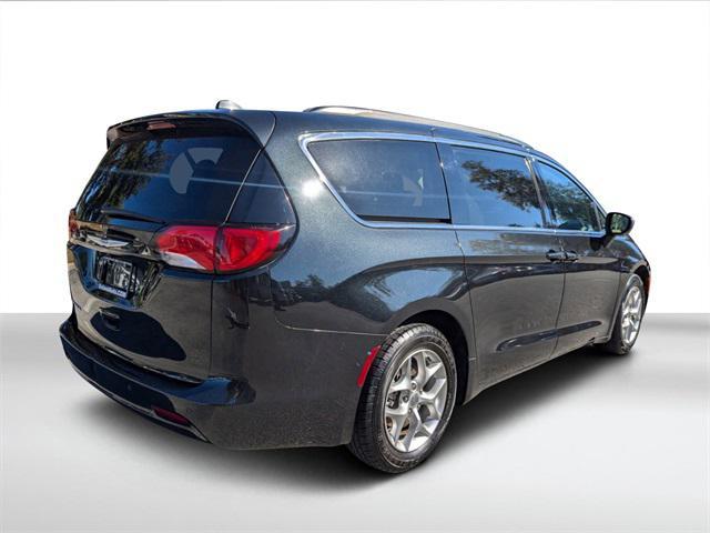 used 2018 Chrysler Pacifica car, priced at $17,500