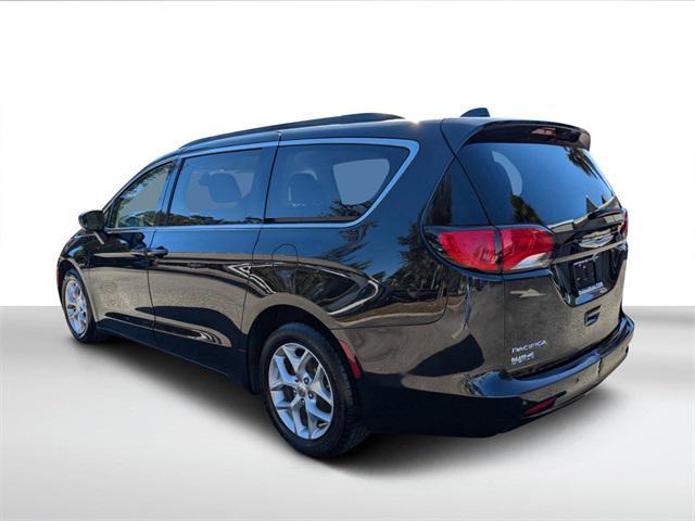 used 2018 Chrysler Pacifica car, priced at $17,500