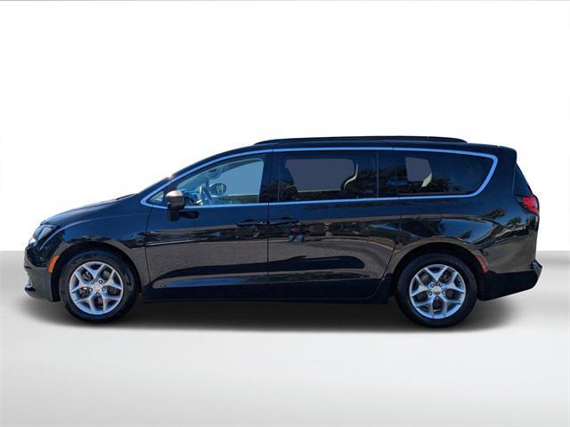 used 2018 Chrysler Pacifica car, priced at $17,500