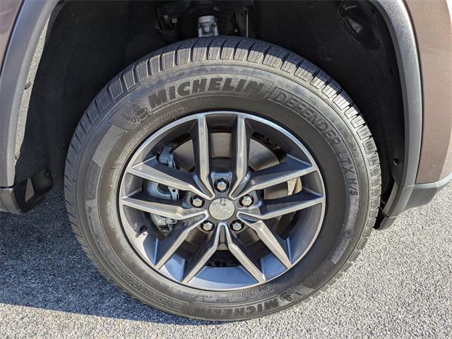 used 2018 Jeep Grand Cherokee car, priced at $18,992