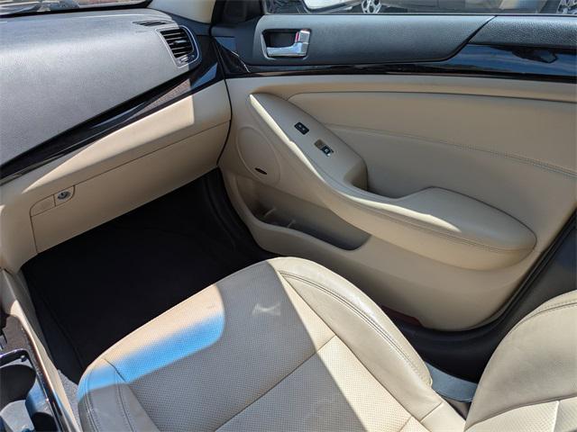 used 2015 Kia Cadenza car, priced at $11,500
