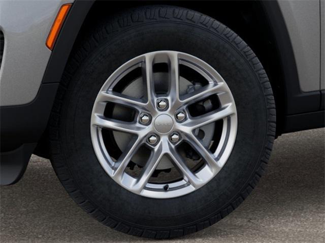 new 2025 Jeep Grand Cherokee car, priced at $31,427