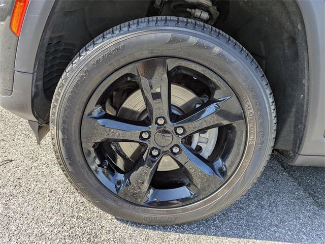 used 2024 Jeep Grand Cherokee L car, priced at $34,000