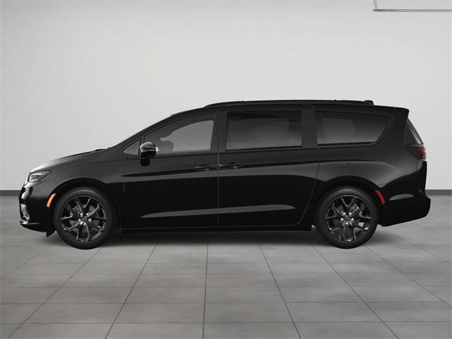 new 2025 Chrysler Pacifica car, priced at $46,635