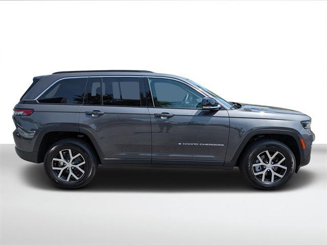 used 2024 Jeep Grand Cherokee car, priced at $37,996