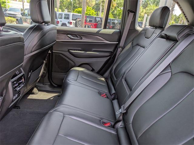 used 2024 Jeep Grand Cherokee car, priced at $37,996