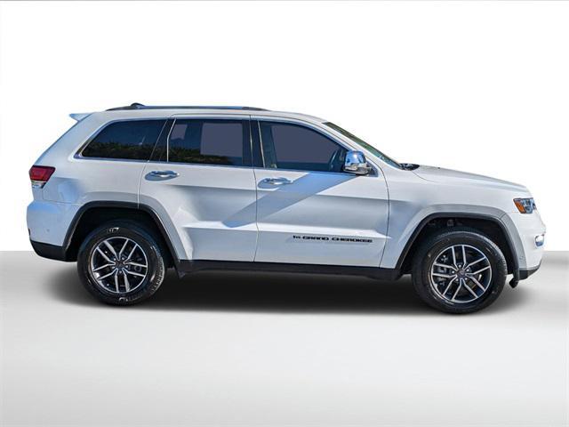 used 2022 Jeep Grand Cherokee car, priced at $25,000