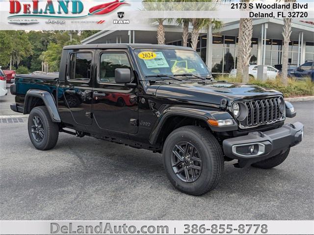 new 2024 Jeep Gladiator car, priced at $46,934