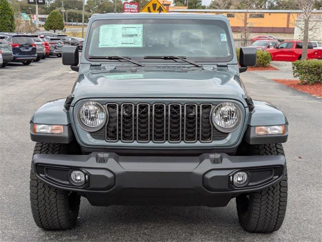 new 2025 Jeep Gladiator car, priced at $40,227